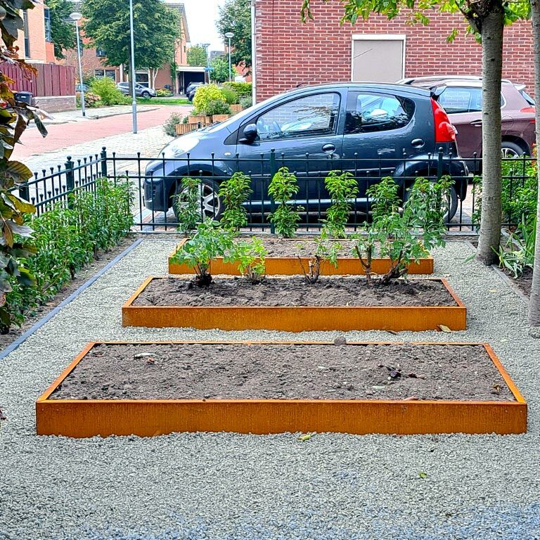 Bordura con bordi ripiegati in acciaio Corten 22 cm (lunghezza 240 cm)