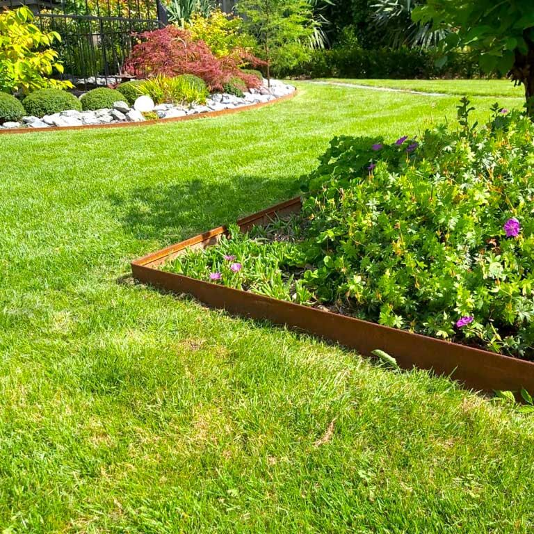 Bordura appiattita in acciaio Corten 23 cm - set completo per 24 metri