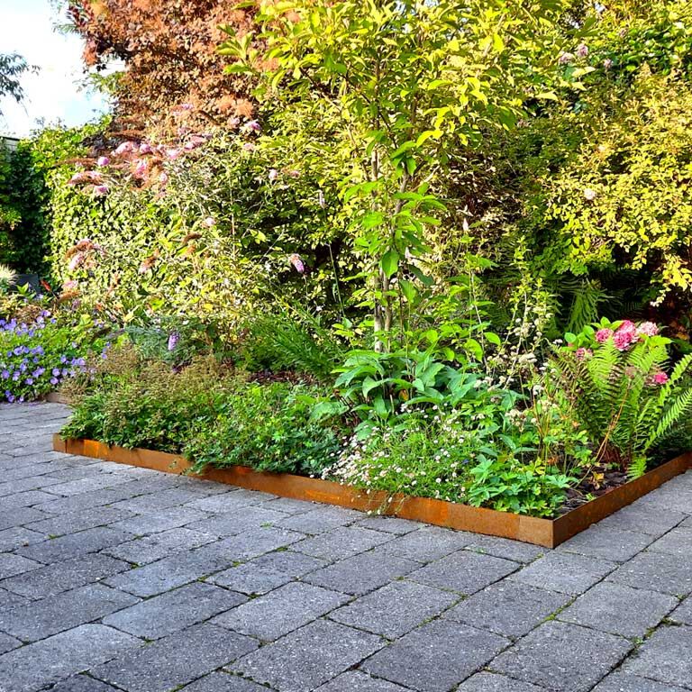 Bordura diritta in acciaio Corten 15 cm - set completo per 15 metri