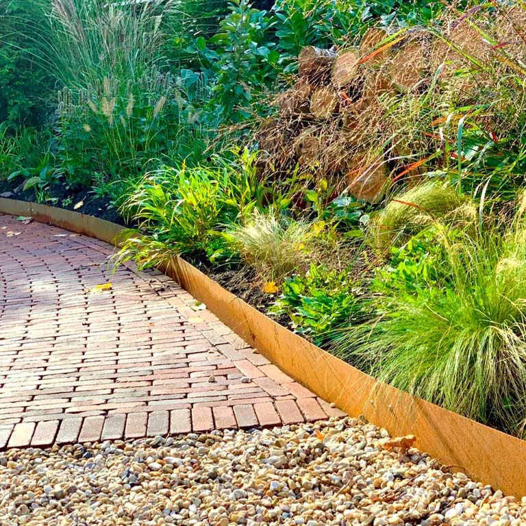 Bordura diritta in acciaio Corten 15 cm - set completo per 24 metri